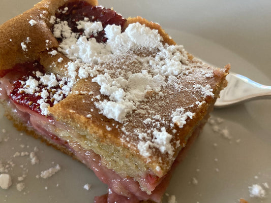 Glutenfreier Erdbeer-Rührkuchen