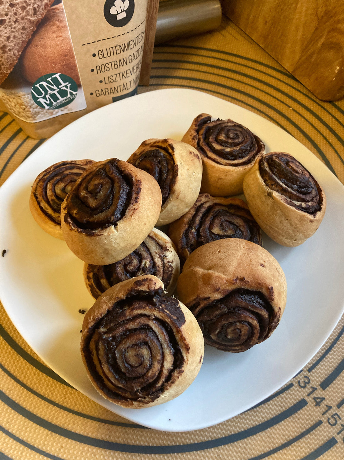 Glutenfreie Kakaoschnecken ohne Hefe