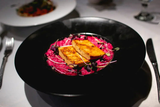 Glutenfreie Rote Bete Nudeln mit Tofu
