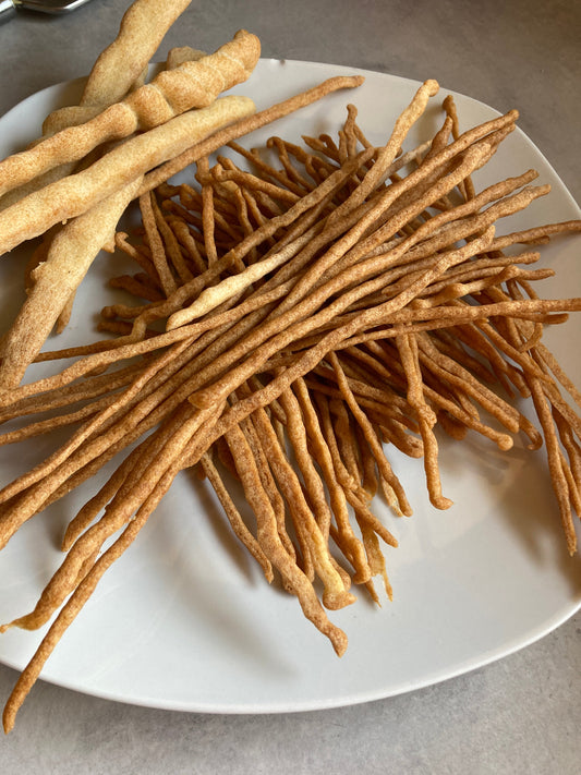 Hausgemachte glutenfreie Salzstangen – knuspriger Snack für Kinder